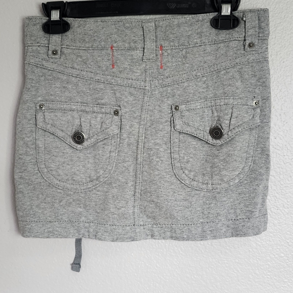 GAP GRAY MINI SKIRT/ SIZE XS - Picture 3 of 11
